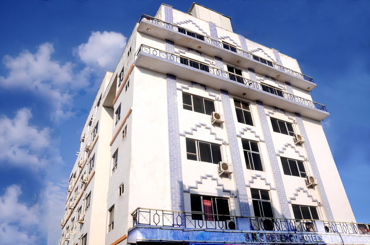 Srs Regency Hotel Anantapur Exterior photo