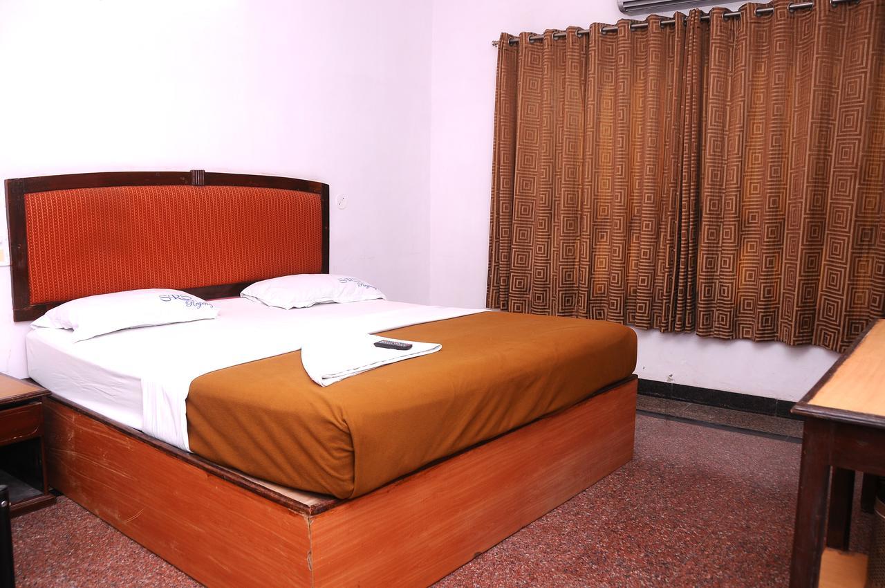 Srs Regency Hotel Anantapur Exterior photo