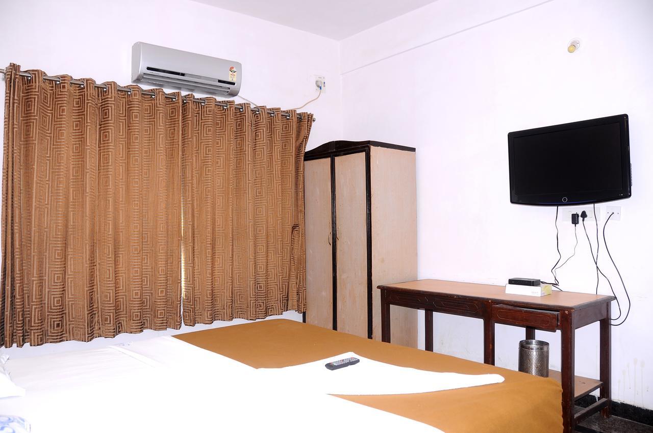 Srs Regency Hotel Anantapur Room photo